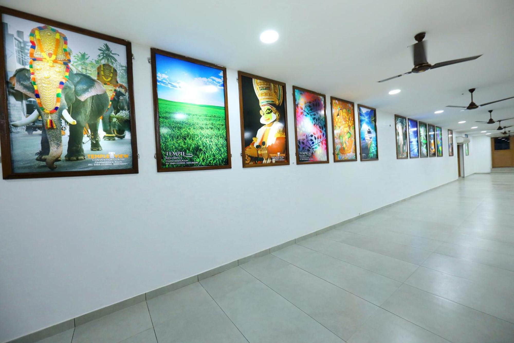 Temple View Residency Hotel Chottanikara Екстериор снимка