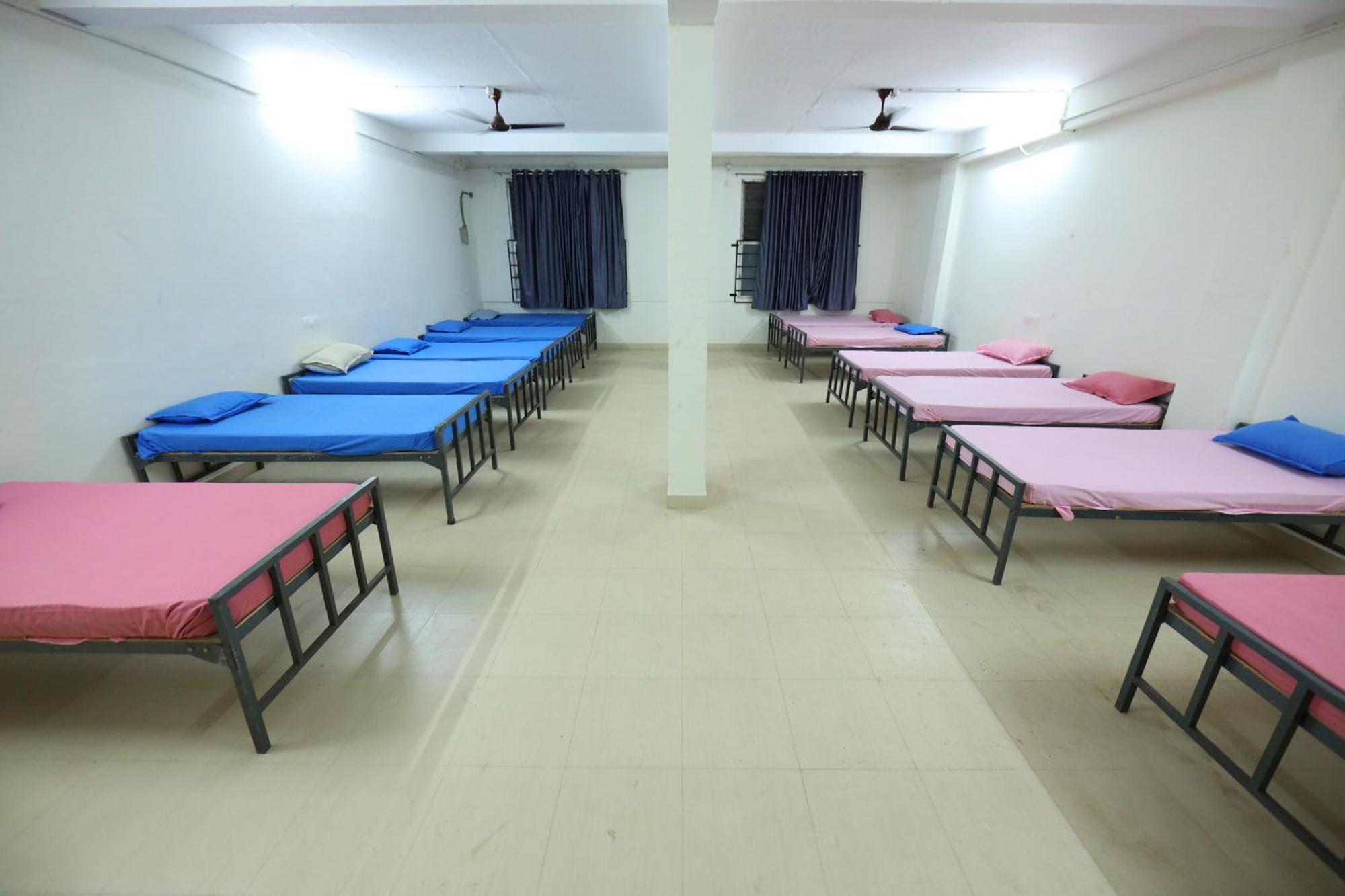 Temple View Residency Hotel Chottanikara Екстериор снимка