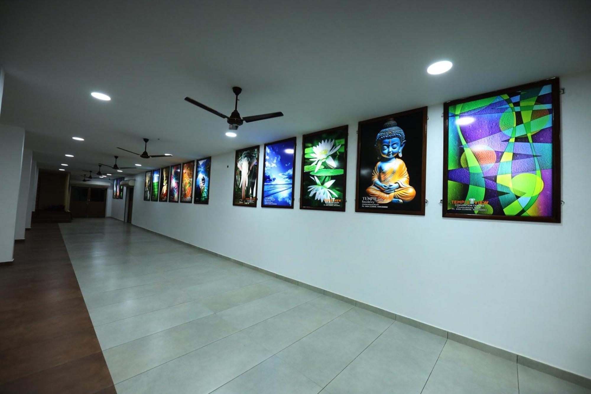 Temple View Residency Hotel Chottanikara Екстериор снимка